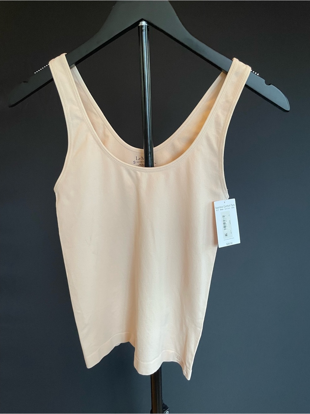 Le Mystere seamless comfort tank - soft shell new with tags